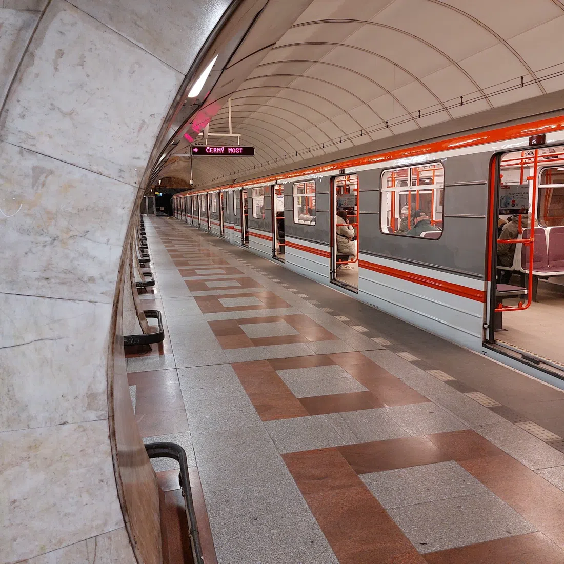Anděl, Prag
