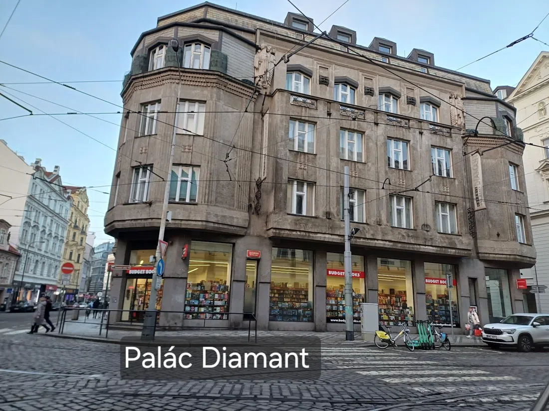 钻石之屋(Dům Diamant),布拉格
