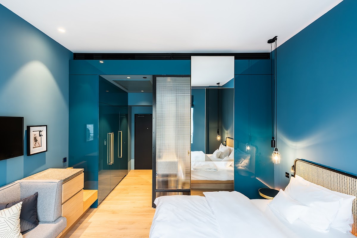 Maximilian Hotel, Prague